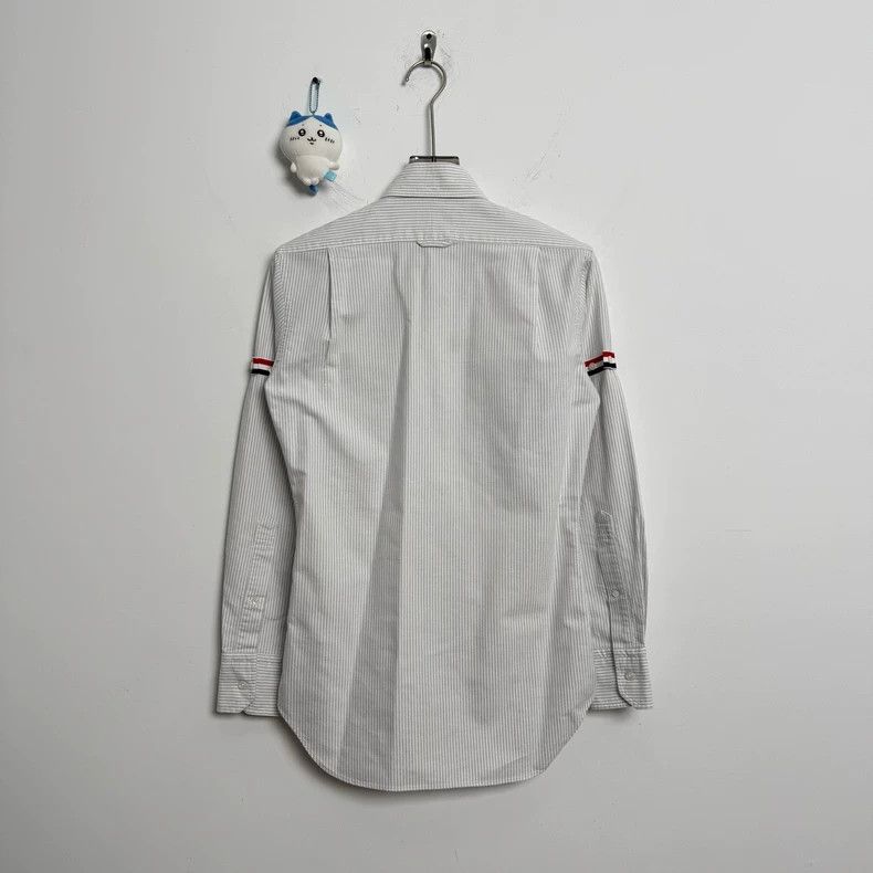 Thom Browne Thom Browne Striped two-sleeved shirt Size US S / EU 44-46 / 1 - 4 Thumbnail