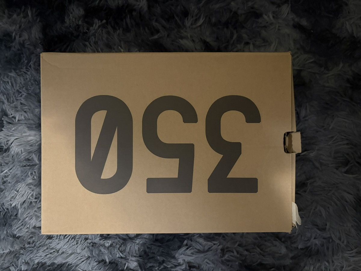 Yeezy Adidas Yeezy Boost 350 V2 "Sand Taupe Size US 10.5 / EU 43-44 - 9 Thumbnail