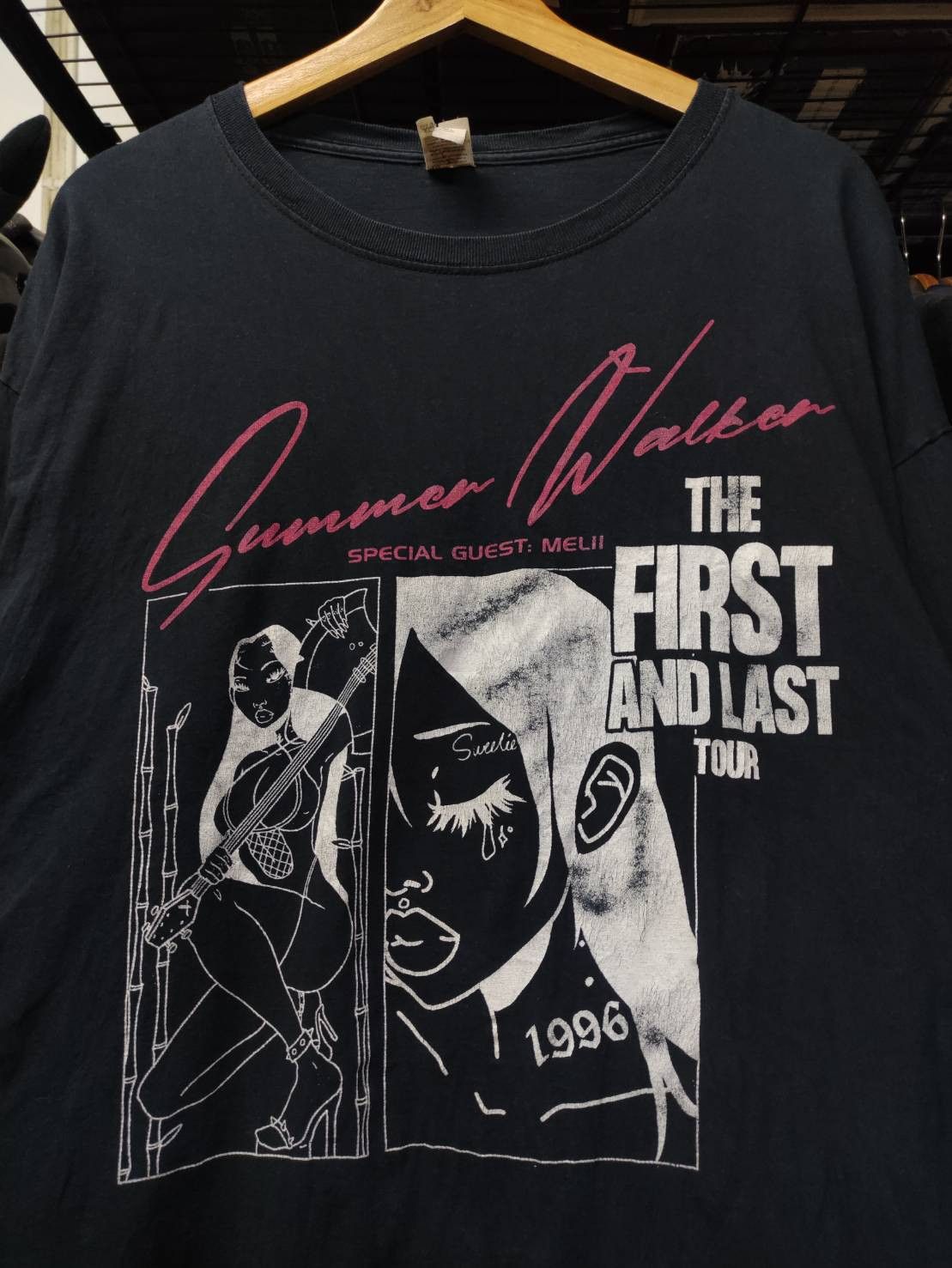 Rap Tees Summer Walker The First and Last Tour Promo L/S T-Shirts Size US XL / EU 56 / 4 - 2 Thumbnail