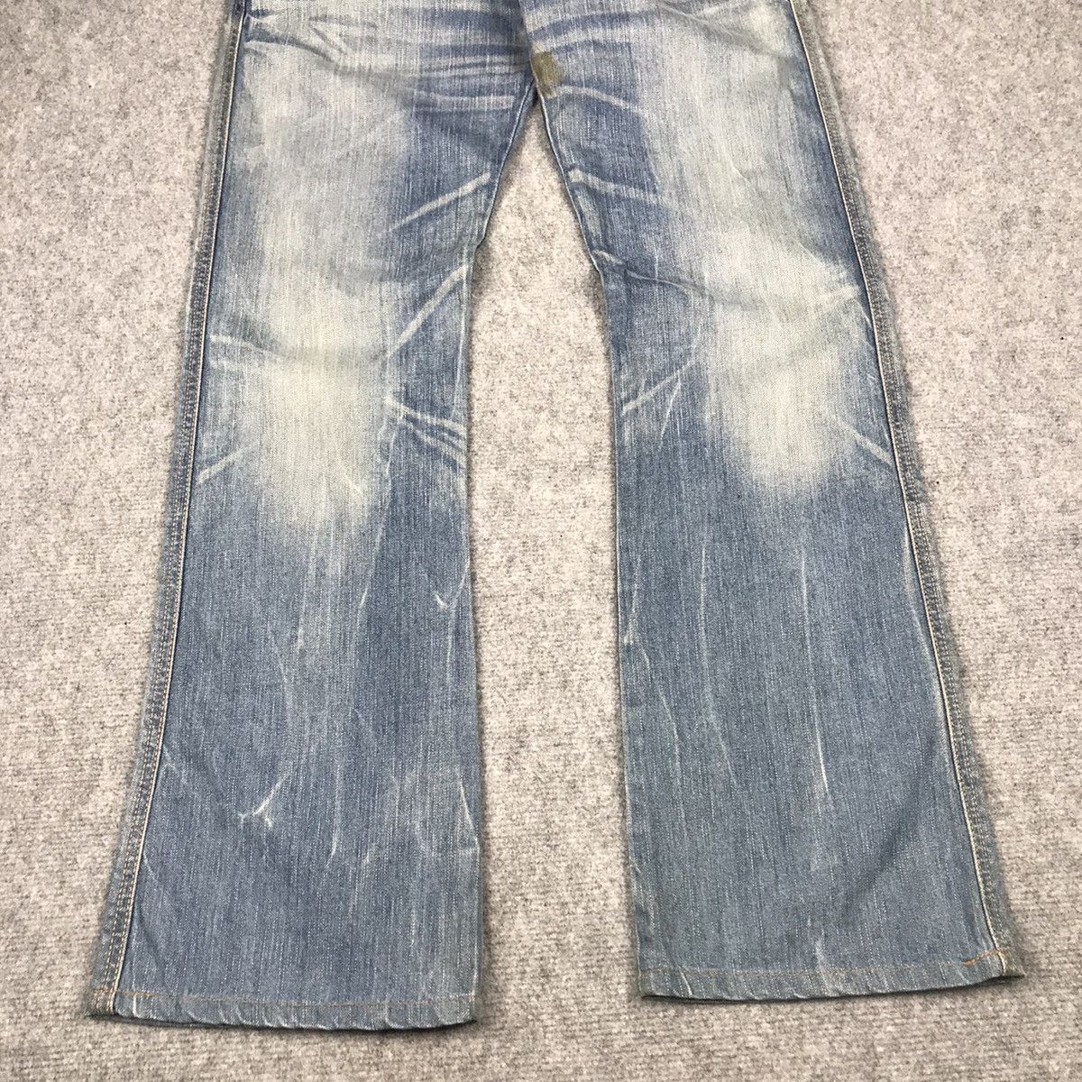 Edwin × Japanese Brand BLUE TRIP EDWIN 503 BOOTCUT FLARE JEANS DENIM PANTS 132 Size US 30 / EU 46 - 3 Thumbnail