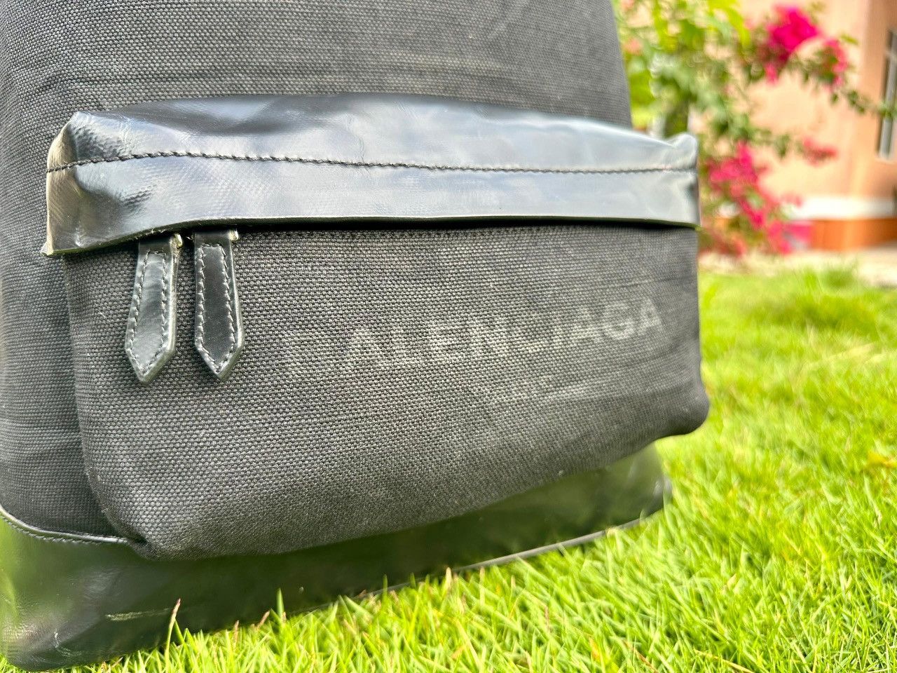 Balenciaga Authentic Balenciaga Canvas Logo Backpack Size ONE SIZE - 7 Thumbnail