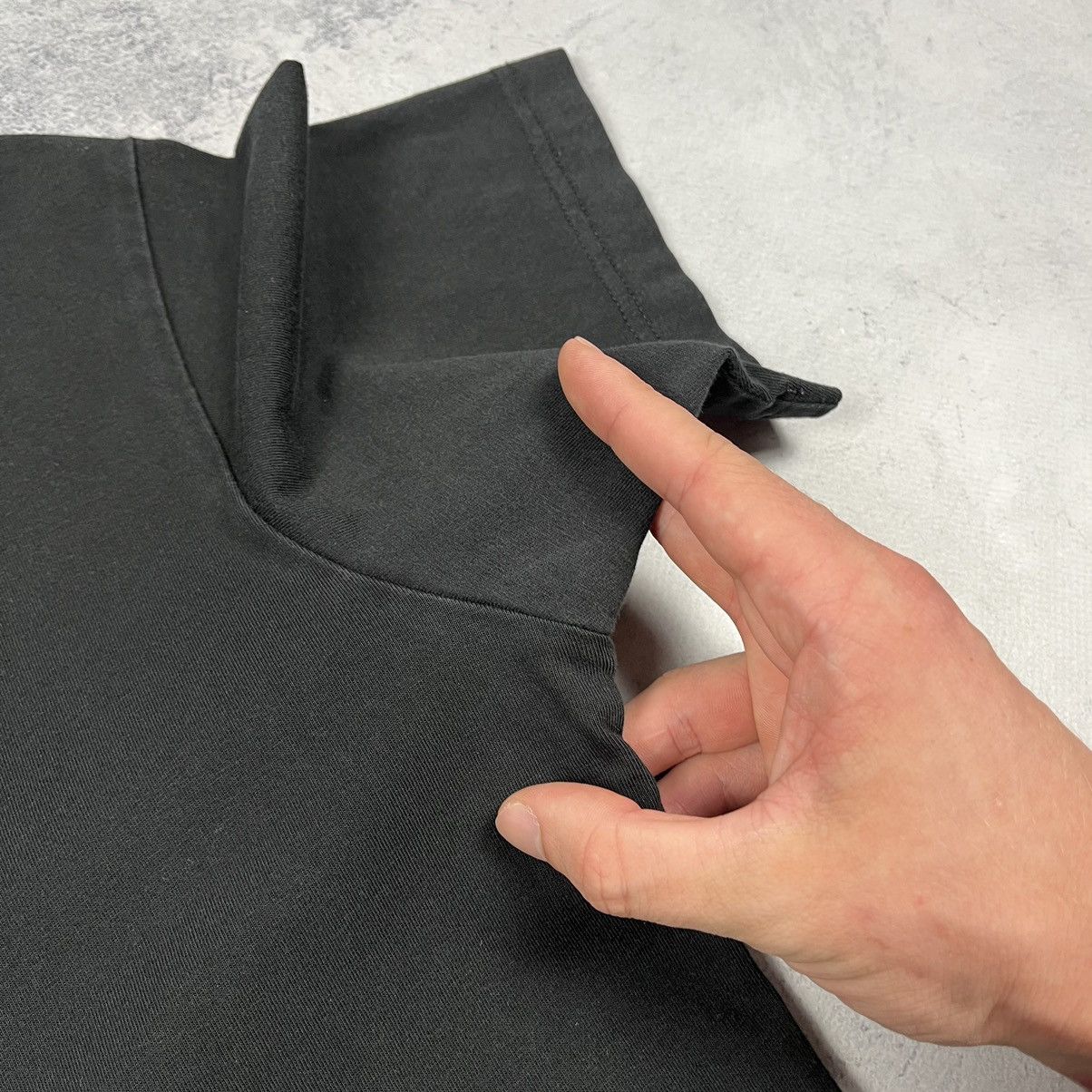 Comme des Garcons SHIRT Comme des Garçons Shirt back logo tee Size US M / EU 48-50 / 2 - 7 Thumbnail