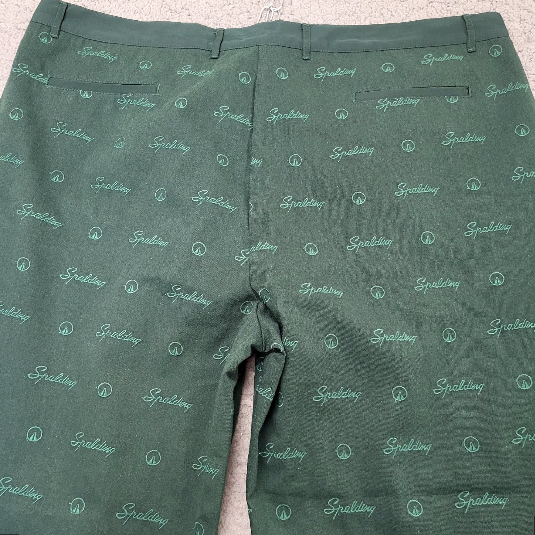 Spalding VINTAGESpalding UNKNWN Pants Men's XXL GREEN All Over Print Trousers, Walk/Golf, Chino, Regular, 26in Inseam, Button, Denim-Style? Size US 39 - 4 Thumbnail