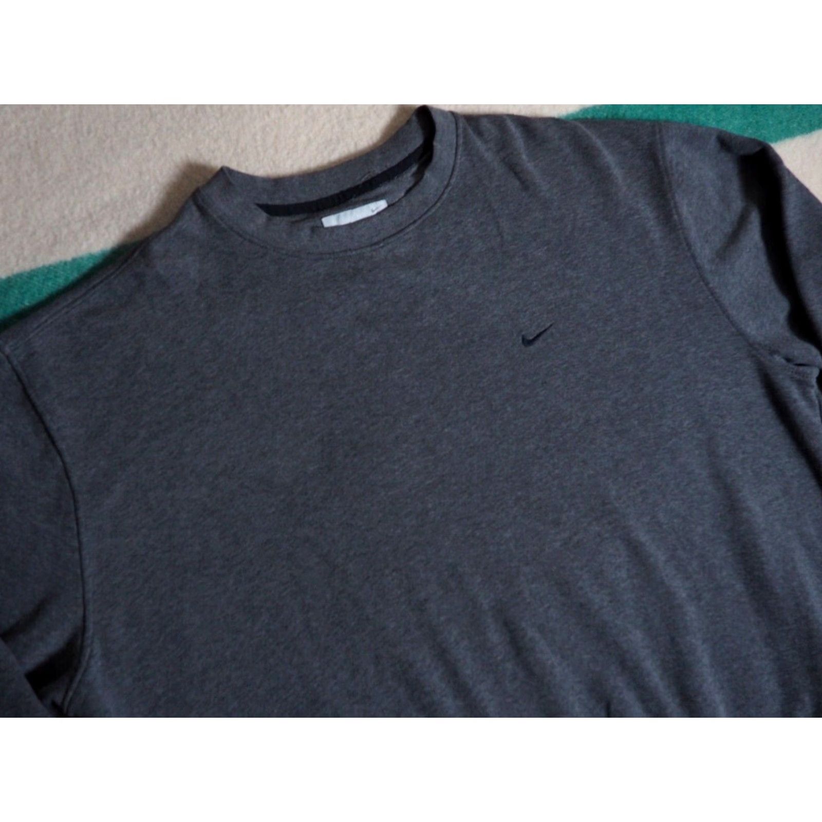 Nike VINTAGE Nike Gray Pull On Sweatshirt 2XL Crew Neck Long Sleeve Relaxed Fit Pullover Sweatshirt Swoosh Tonal Check Baggy Mens Size US XXL / EU 58 / 5 - 2 Thumbnail