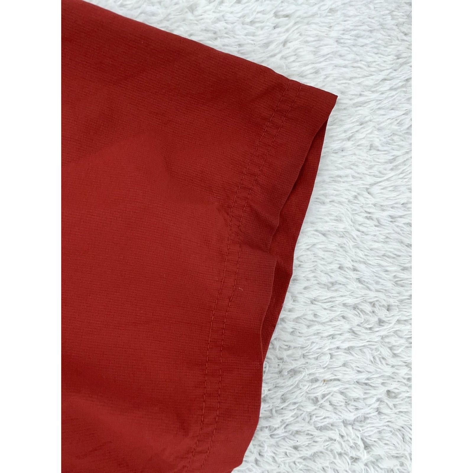 Vintage Columbia Shirt Mens Large Burgundy Red Omni-Shade S/S Button Up Casual Outdoor Pockets Breathable 100% Nylon Size US L / EU 52-54 / 3 - 3 Thumbnail