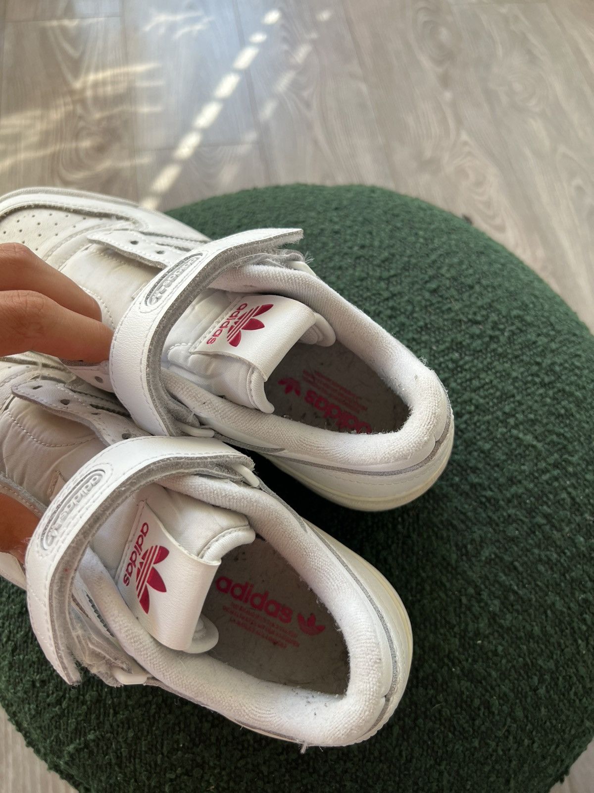 Adidas × Designer ‼️Vintage Adidas Forum Low Pink/White Sneakers‼️ Size US 7 / EU 40 - 20 Thumbnail