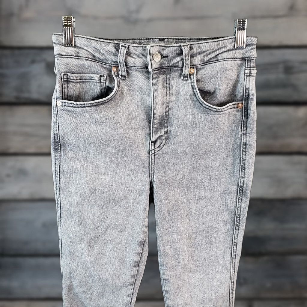Vintage **We The Free Women's Size 28 Gray High Rise Skinny Jeans** User: We The Free Women's Size 28 Gray High Rise Skinny Jeans Size 28" / US 6 / IT 42 - 1 Thumbnail