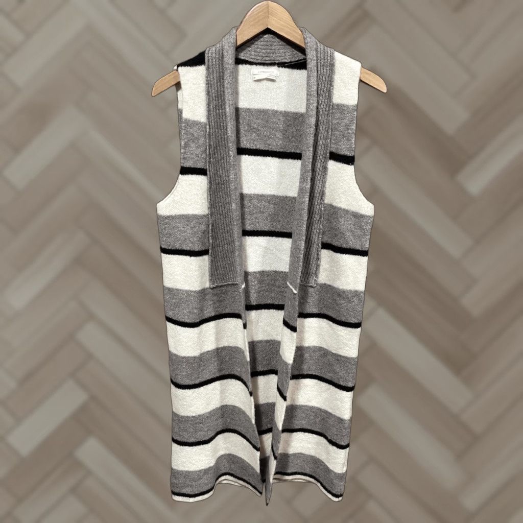 Anthropologie VINTAGE Anthropologie Womens XS Striped Cardigan Knit White Black Gray Size XS / US 0-2 / IT 36-38 - 1 Thumbnail