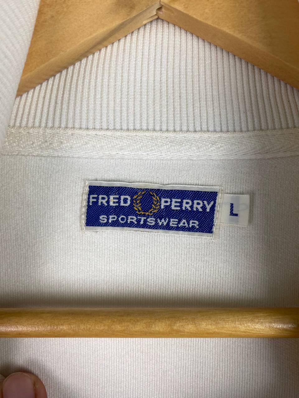 Fred Perry vintage fred perry track top nice design made in portugal Size US L / EU 52-54 / 3 - 6 Thumbnail