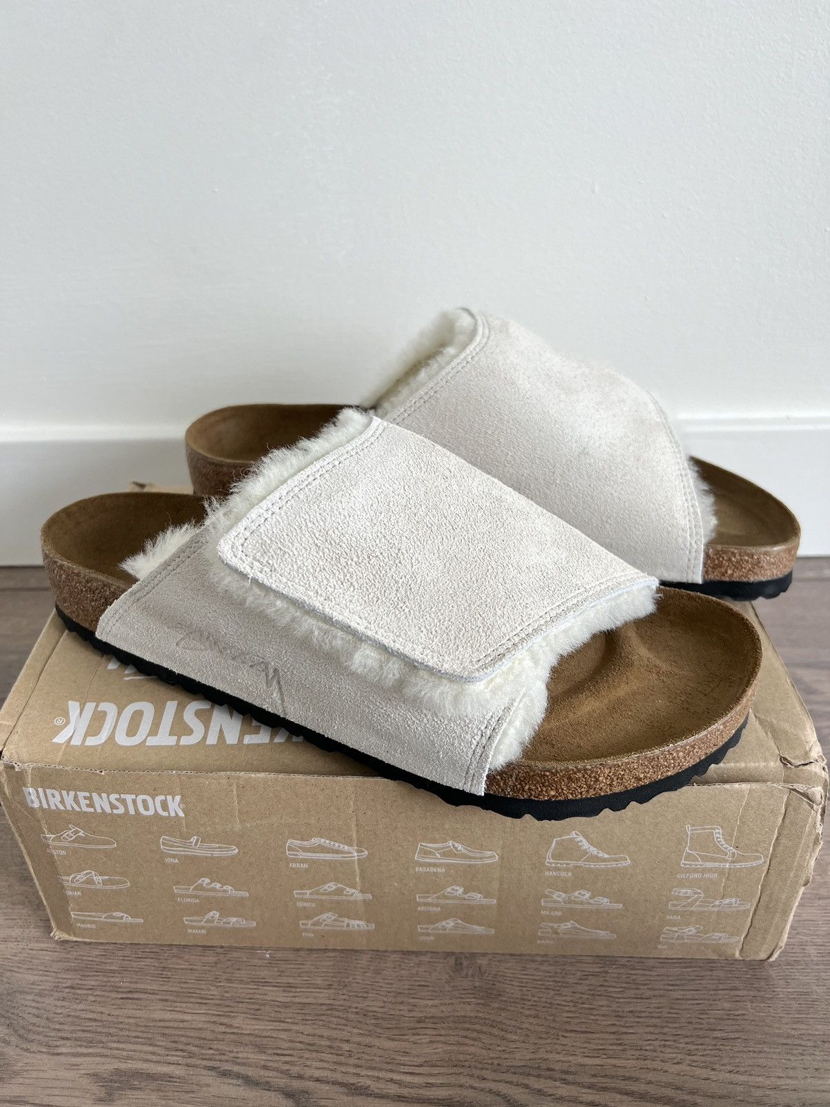 Birkenstock × Stussy × Vintage Stussy x Birkenstock Solana Shearling Slide  Bone | Grailed