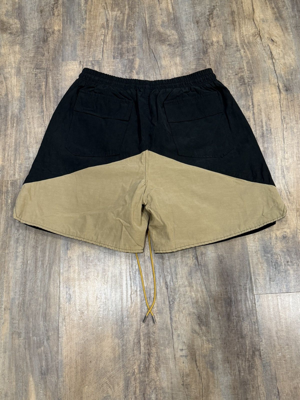 Rhude RARE Rhude Yachting Shorts Logo Black Brown Cupro Size US 32 / EU 48 - 3 Thumbnail