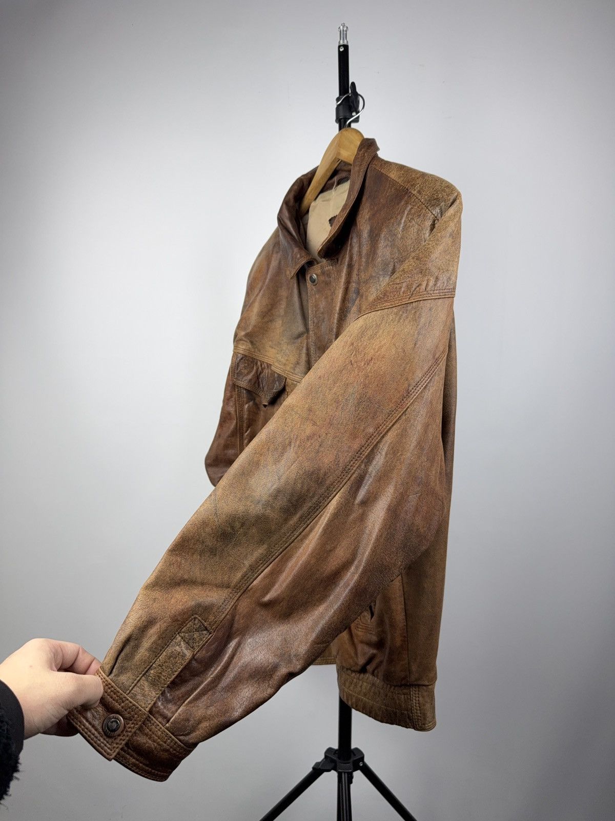 Japanese Brand Vintage Avant Garde Faded Western Margela Leather Jacket Size US L / EU 52-54 / 3 - 4 Thumbnail