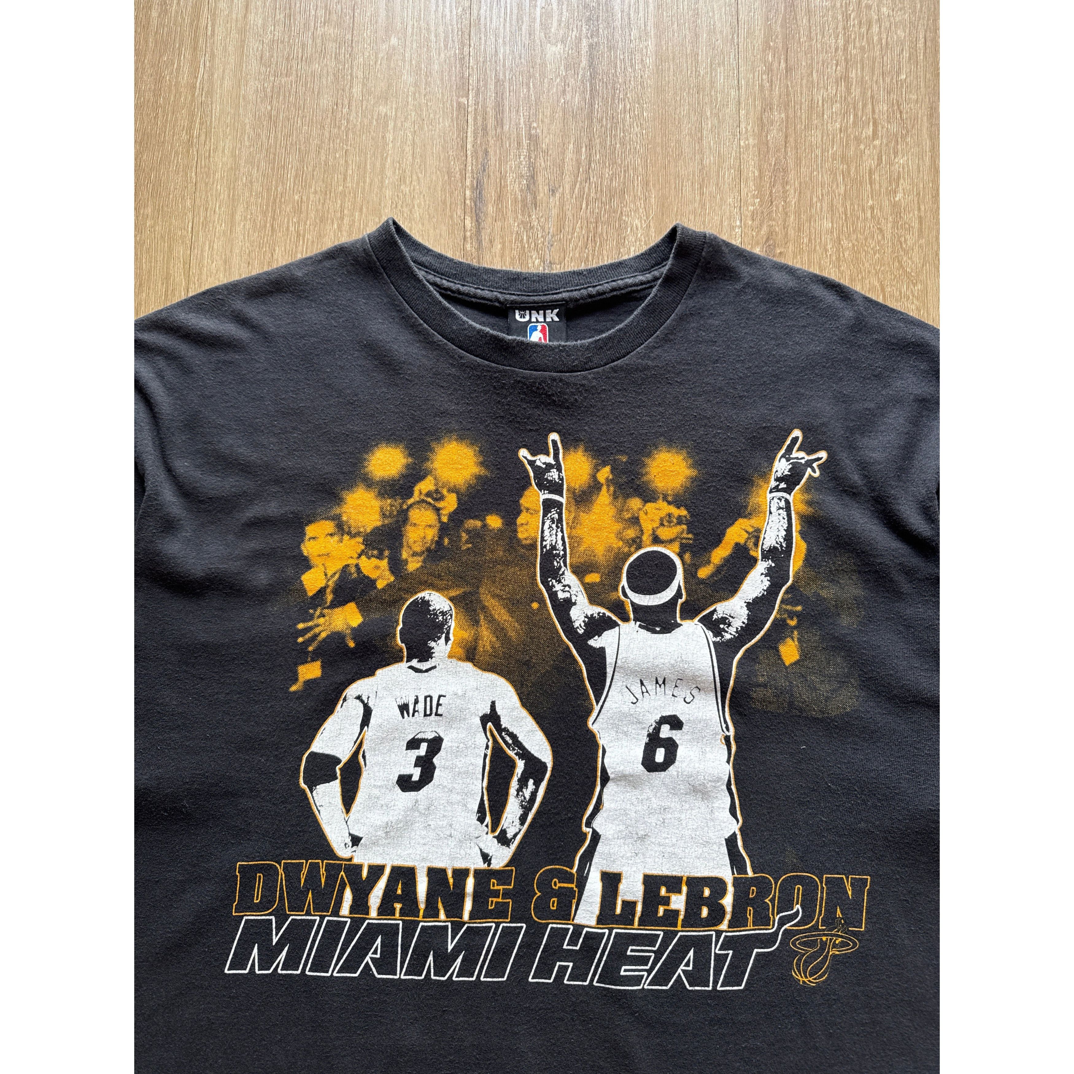 Other Y2K UNK Miami Heat Lebron James Dwanye Wade Tee Size US XL / EU 56 / 4 - 2 Thumbnail
