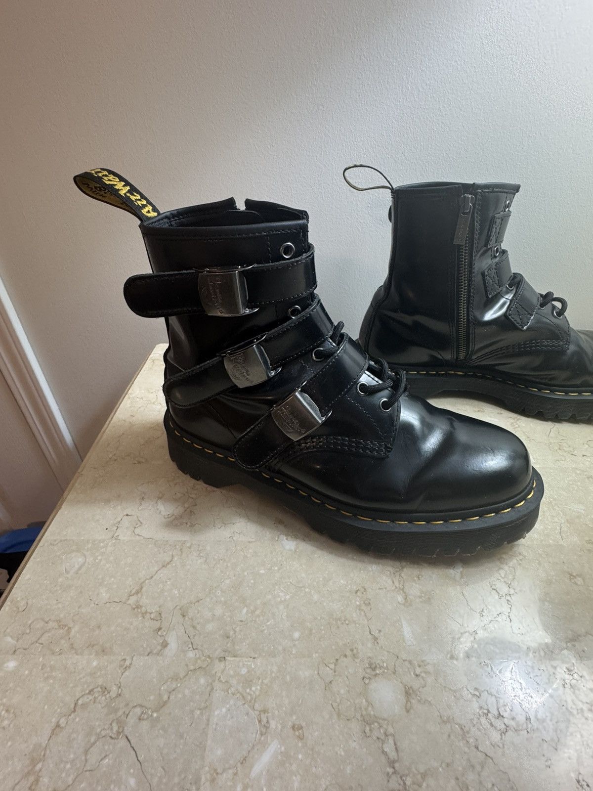 Dr. Martens Dr. Martens Fenimore 8 Boots Size US 10 / EU 43 - 5 Thumbnail