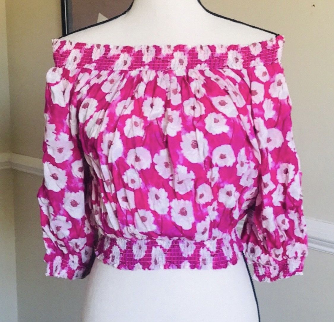 Forever 21 VERSATILE FLORAL COLD SHOULDER CROP TOP BLOUSE Size S / US 4 / IT 40 - 1 Thumbnail