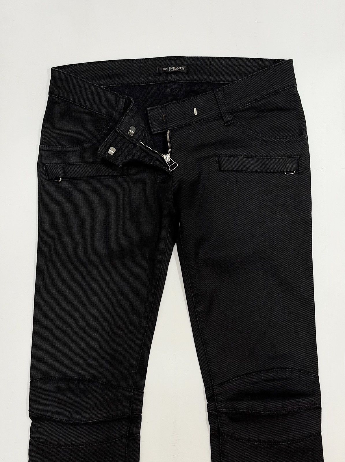 Balmain BALMAIN by Decarnin FW2009 Waxed Biker Black Denim Jeans zip Size US 28 / EU 44 - 8 Thumbnail