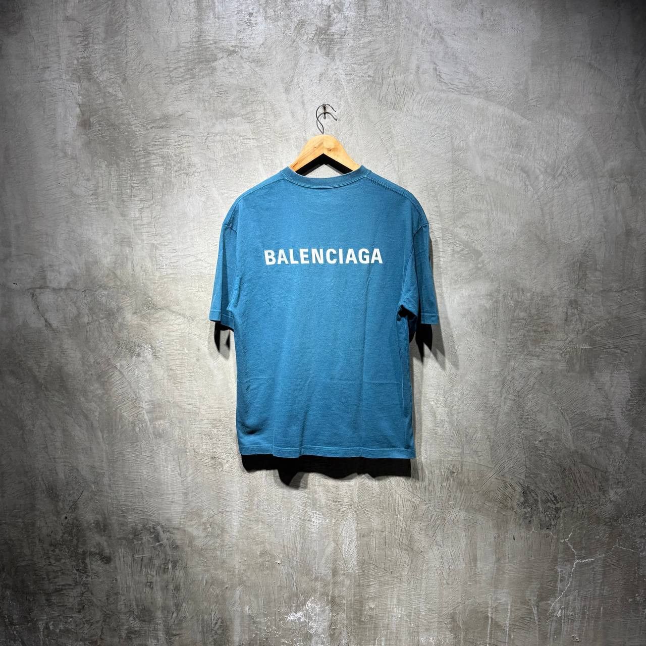 Balenciaga Balenciaga Spell out logo embroidered tee Size US M / EU 48-50 / 2 - 1 Thumbnail