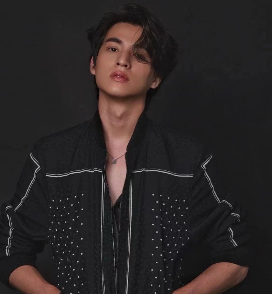 Saint Laurent Paris Saint laurent dark lines and full logo jacket 2501-Nextarro Size US M / EU 48-50 / 2 - 8 Thumbnail