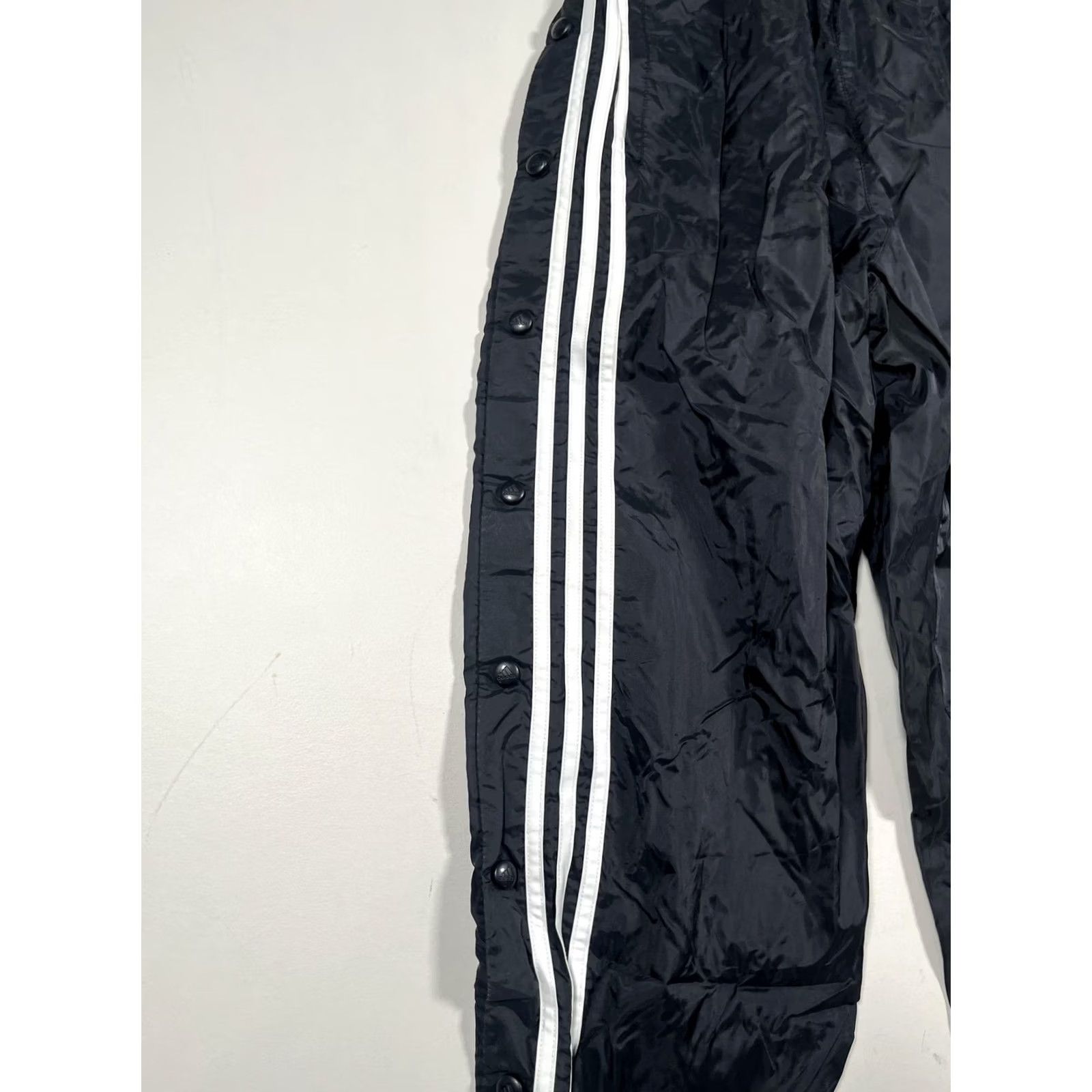 Adidas VINTAGE Adidas Tearaway Track Pants Mens M Black 3-Stripes Snap Sides 2001 Adidas Team Mens Track Pants Size US 31 - 6 Thumbnail