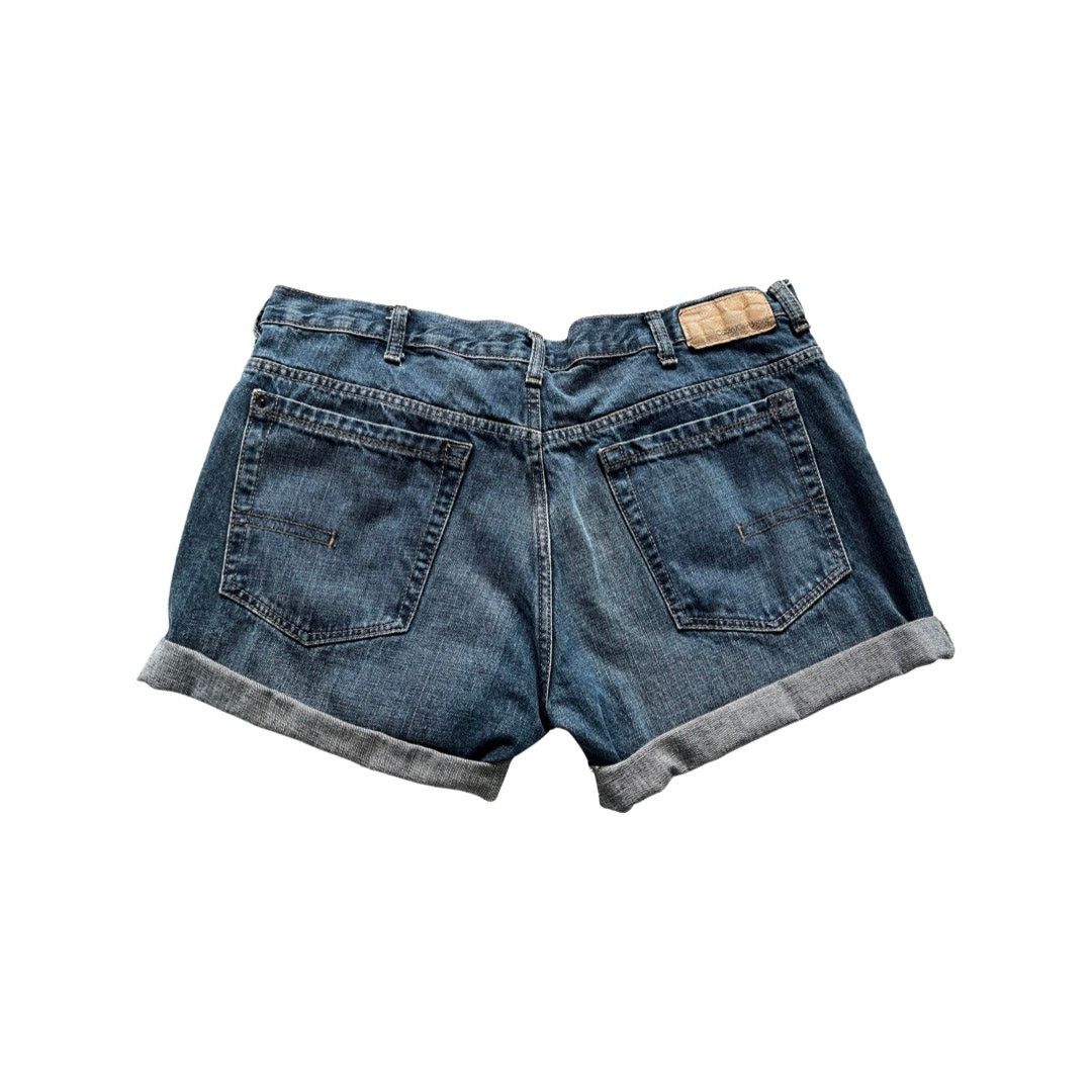 Calvin Klein Calvin Klein cutoff jean shorts dark wash size 36 Vintage Size 36" / US 14 / IT 50 - 5 Thumbnail