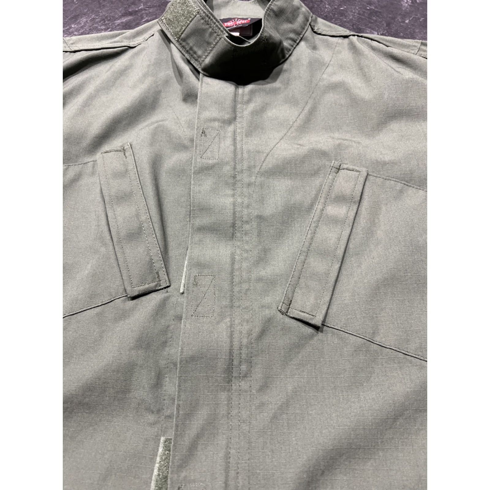 Olive VINTAGE TRU-SPEC Military Tactical Response Shirt Men’s Large Olive Drab Green Ripstop Cotton Blend Size US L / EU 52-54 / 3 - 4 Thumbnail