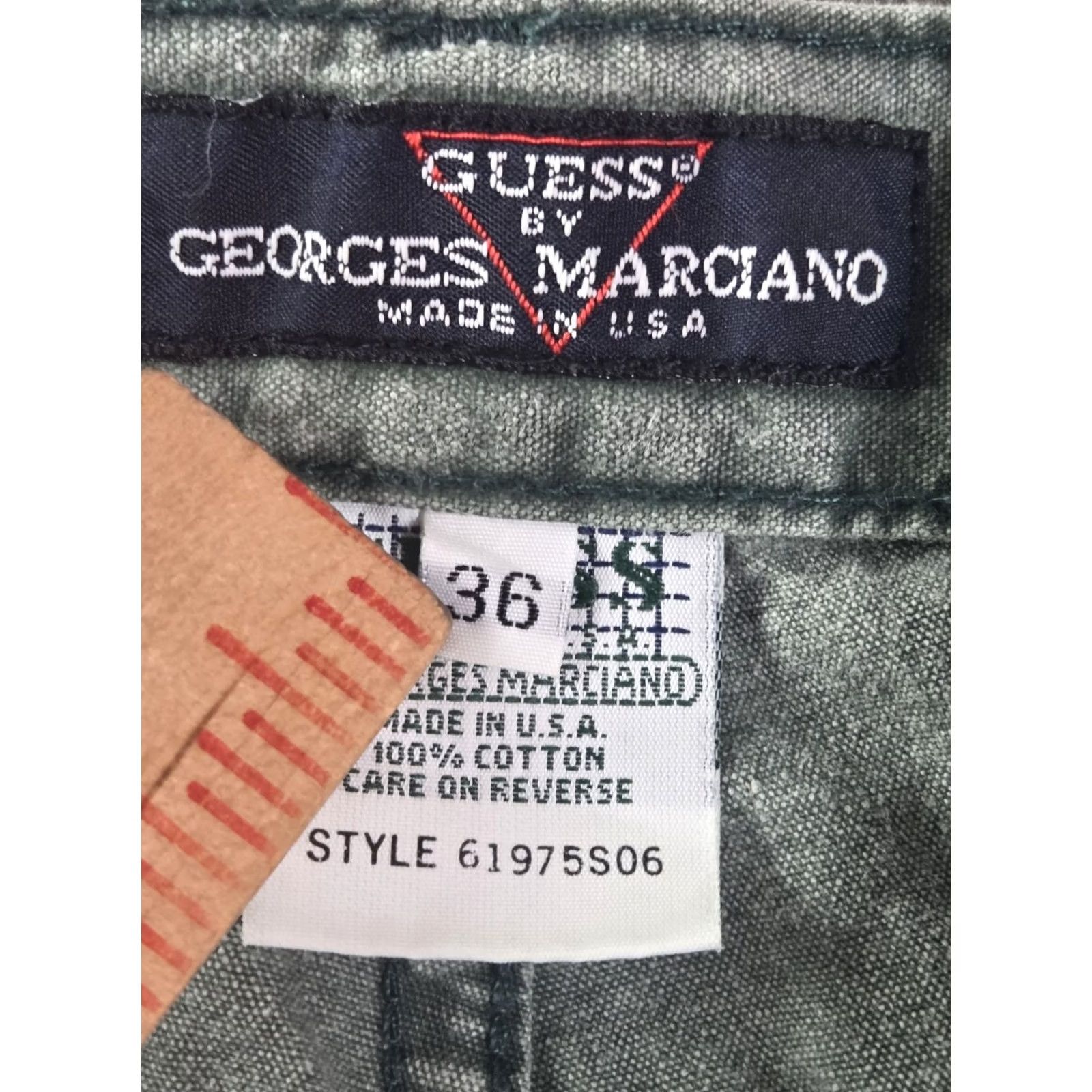 Guess VINTAGE GUESS Denim Shorts 2 Button Front Green 34 Unisex Adults 90s Chino Logo Patch Size US 34 / EU 50 - 8 Thumbnail