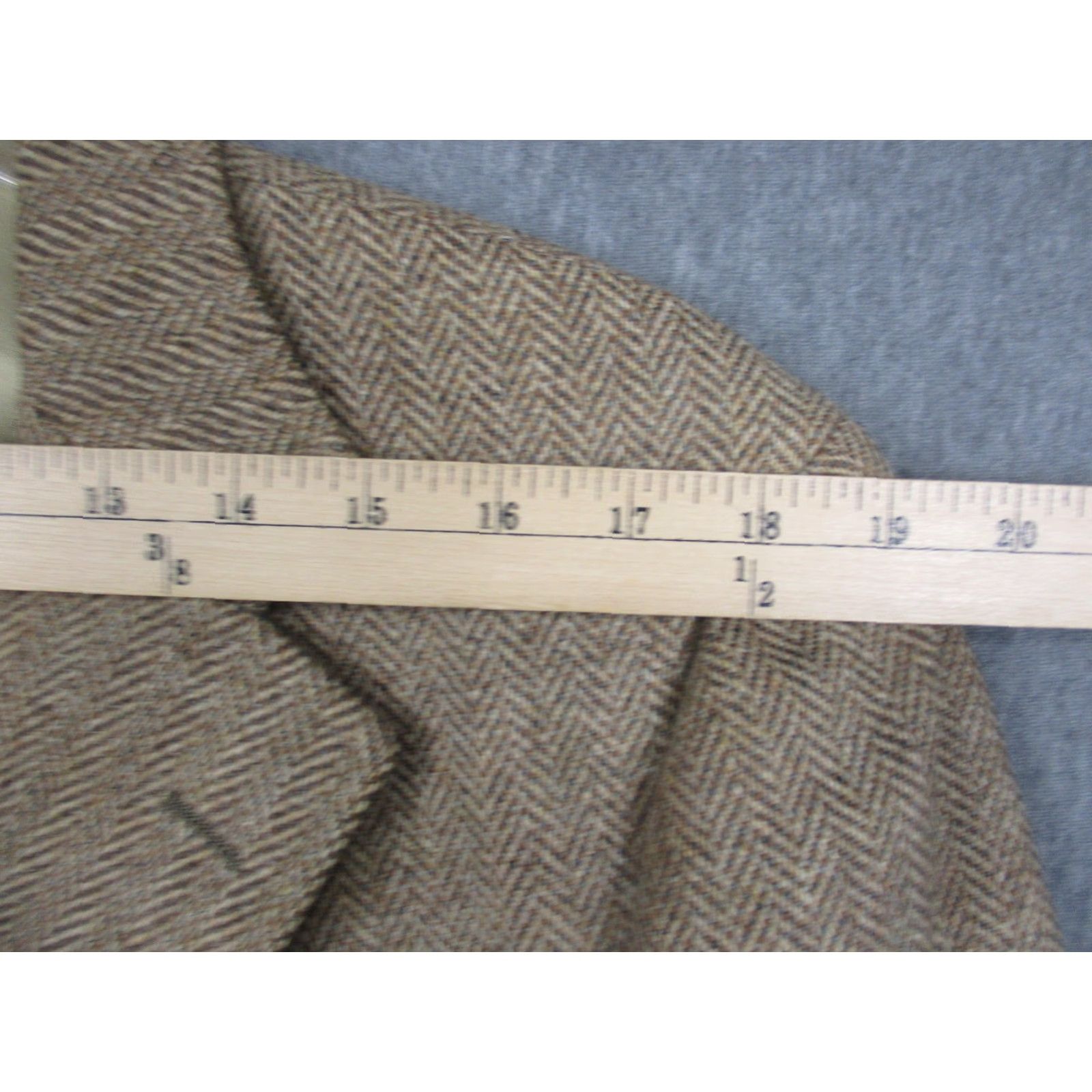 Chaps VINTAGE Chaps Ralph Lauren Blazer Mens Large Brown Wool Herringbone Made USA 90s Sport Coat Size 44R - 6 Thumbnail