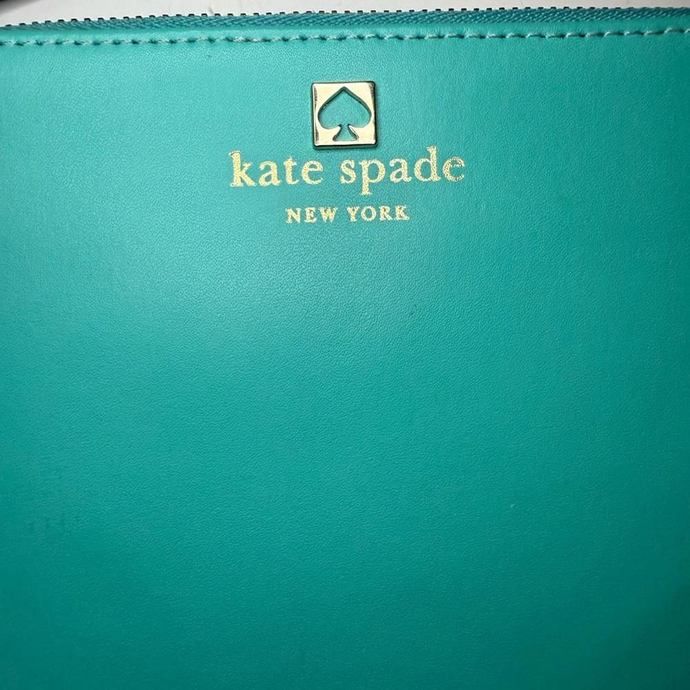 Designer Kate Spade Wristlet Clutch Tiffany Blue Aqua Leather Size ONE SIZE - 3 Thumbnail