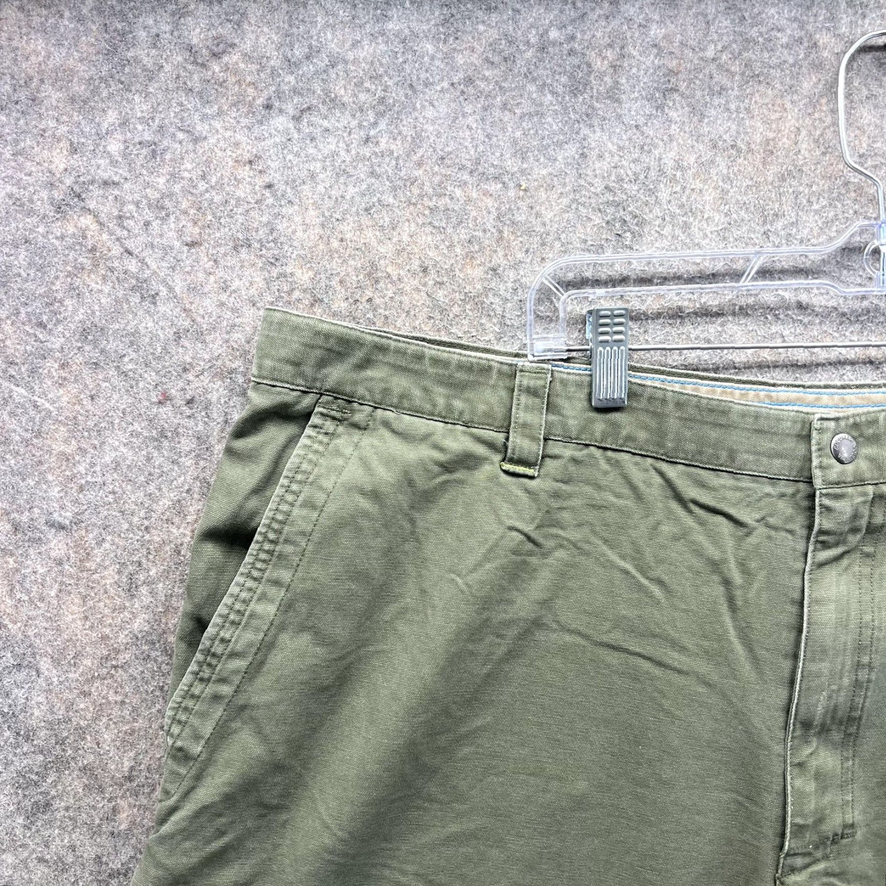 Vintage Columbia Cargo Shorts Mens 44 Big & Tall Green Flat Front Casual 12 Inseam Size US 44 / EU 60 - 3 Thumbnail