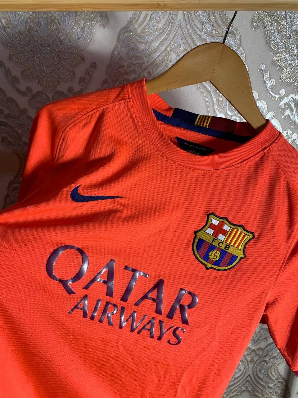 Nike Vintage Nike FC Barcelona Spain Soccer Jersey Retro Y2K Size US M / EU 48-50 / 2 - 3 Thumbnail