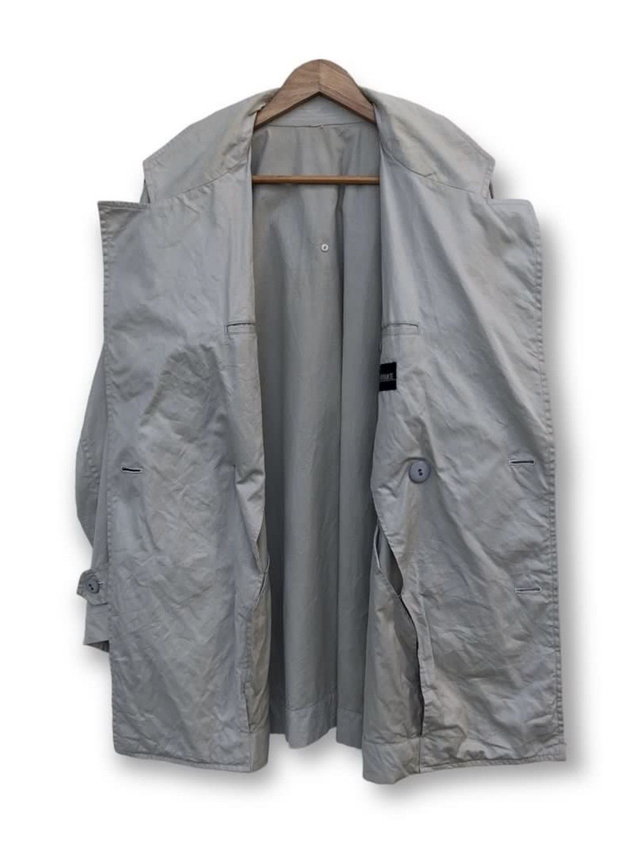 Issey Miyake 🔥A/W 1985 ISSEY MIYAKE DOUBLE-BUTTON DESIGN TRENCH COAT Size US M / EU 48-50 / 2 - 4 Thumbnail