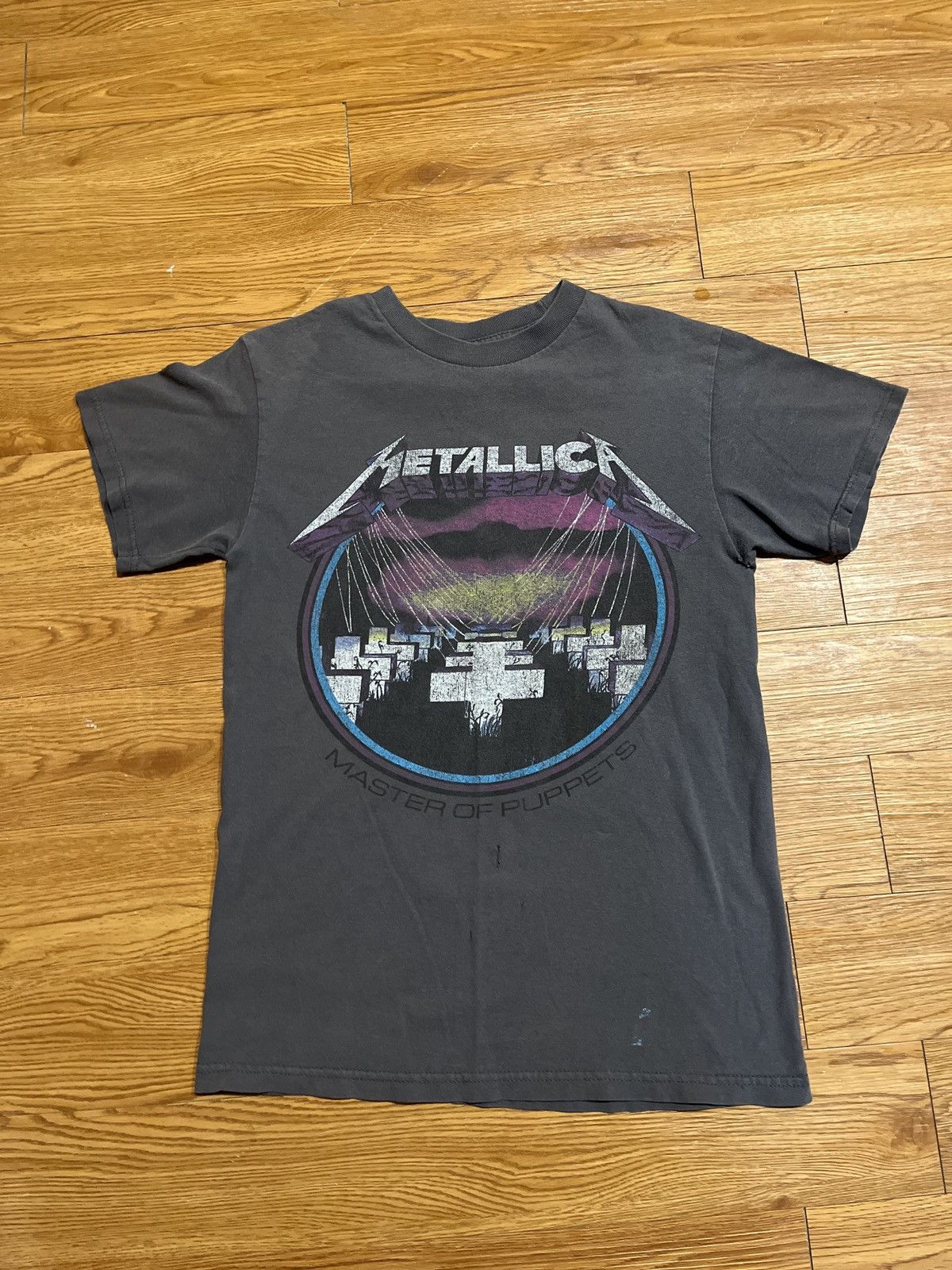 Vintage vintage y2k distressed metallica master of puppets band tee Size US S / EU 44-46 / 1 - 1 Thumbnail