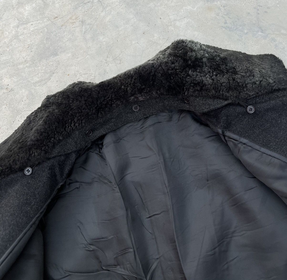 Yves Saint Laurent YVES SAINT LAURENT HEAVY WOOLLEN COAT Size US M / EU 48-50 / 2 - 4 Thumbnail