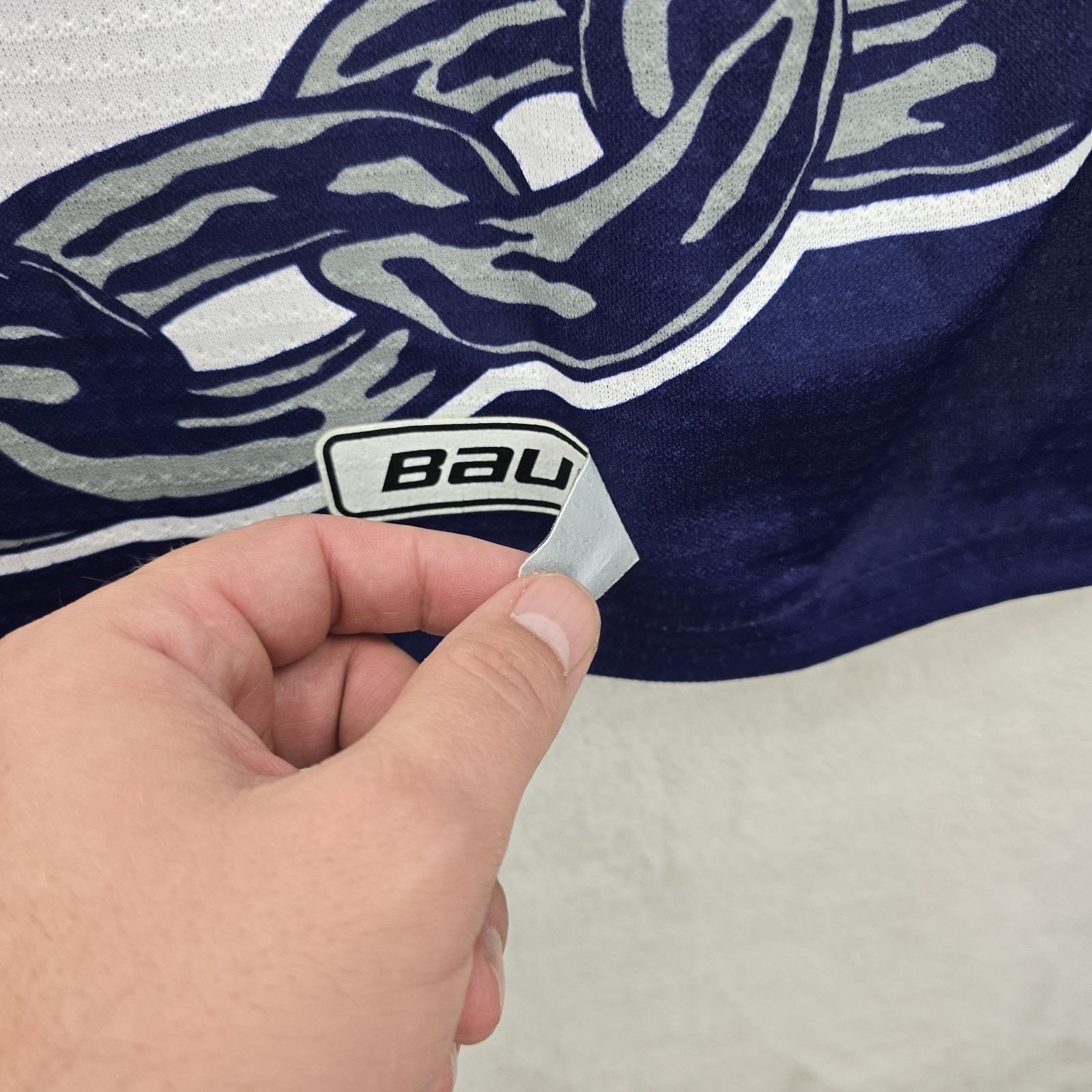 Other Vintage Long Beach Ice Dogs Hockey Jersey Medium Autographed Size US M / EU 48-50 / 2 - 15 Thumbnail