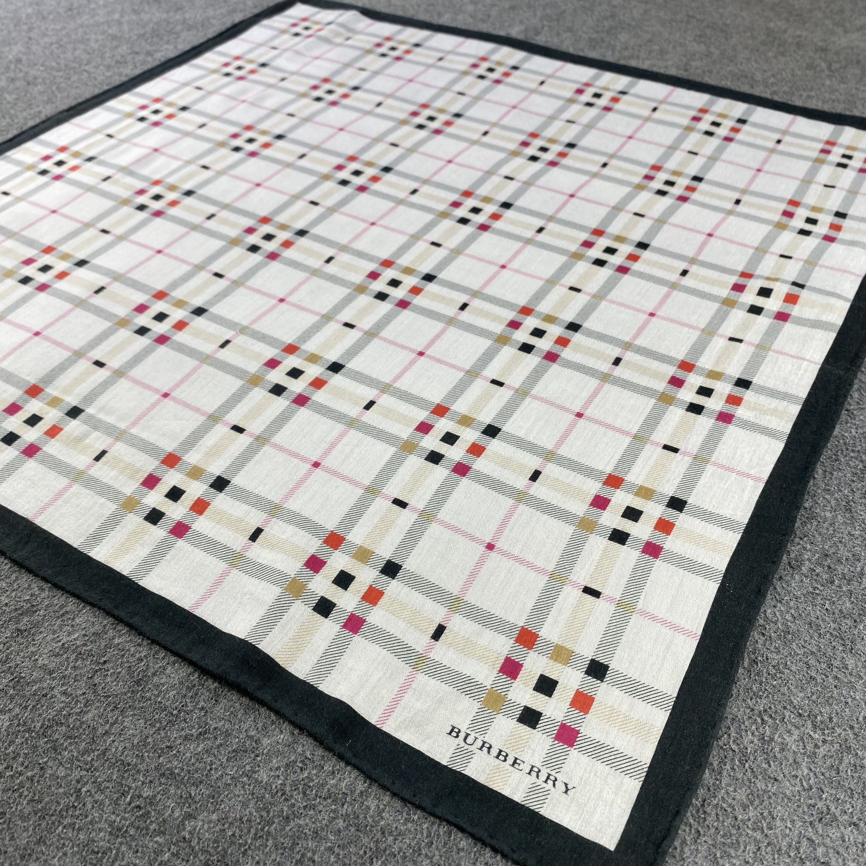 Burberry × Vintage Burberry Handkerchief/Neckerchief/Bandana HC784 Size ONE SIZE - 2 Thumbnail