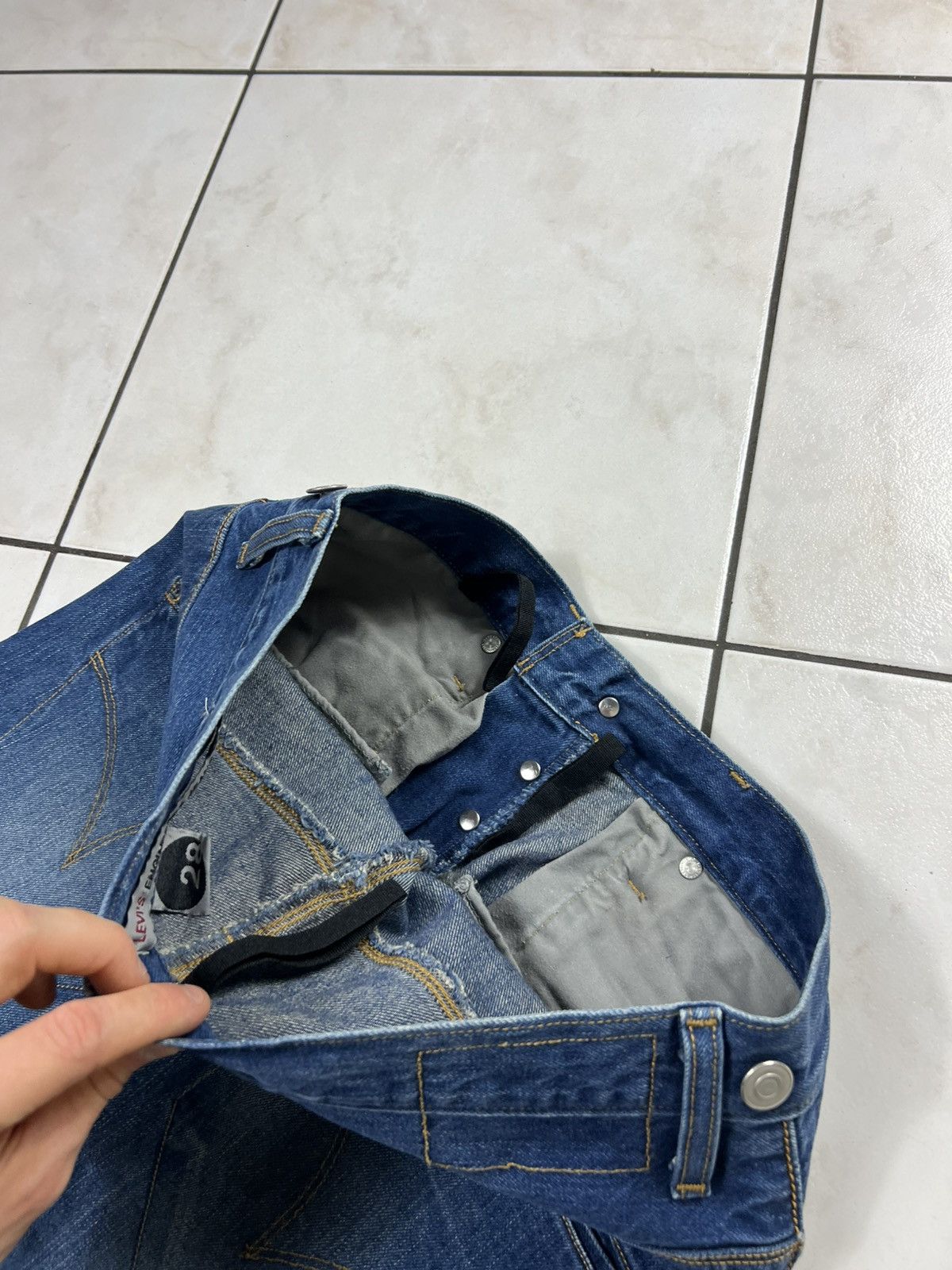 Levi's Vintage Levi’s engineered jeans asymmetrical y2k baggy pants Size US 28 / EU 44 - 17 Thumbnail