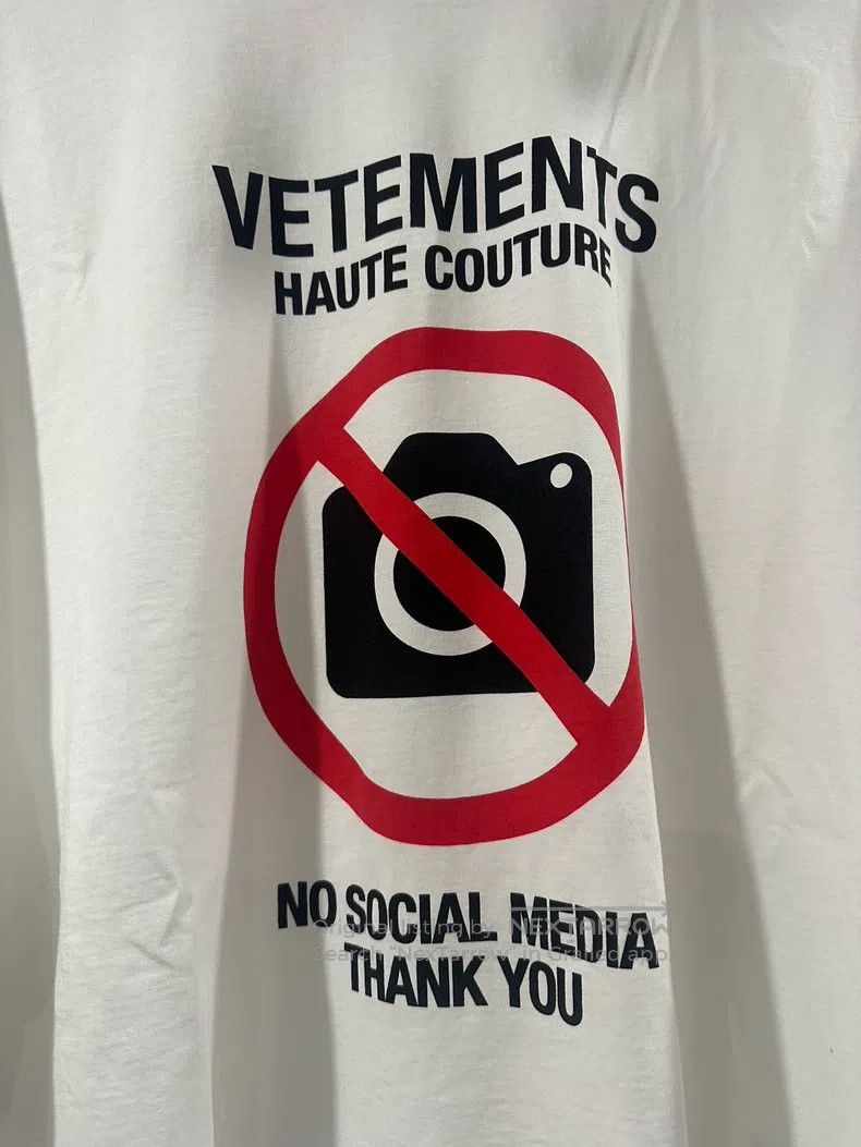 Vetements Vetements short sleeves Size US L / EU 52-54 / 3 - 2 Thumbnail