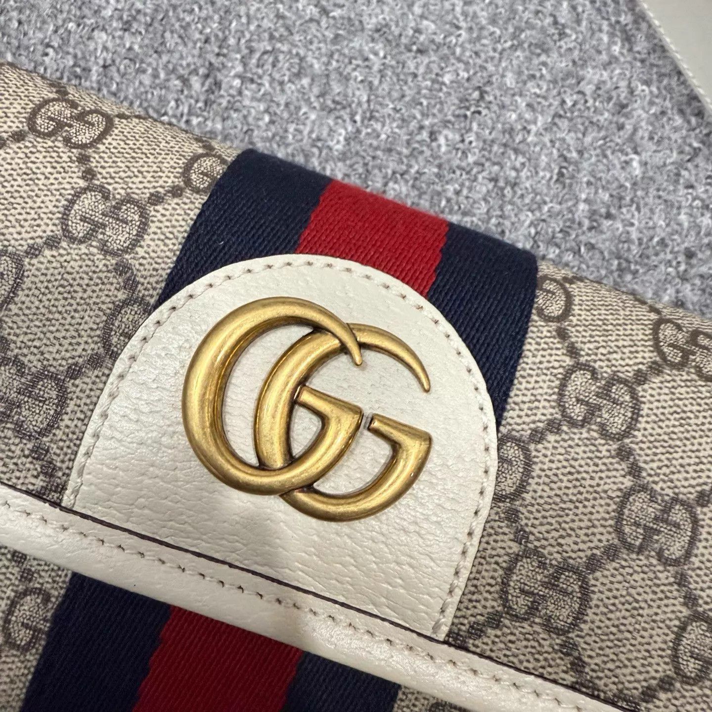 Gucci Gucci White GG Supreme Waist Bag Size ONE SIZE - 3 Thumbnail
