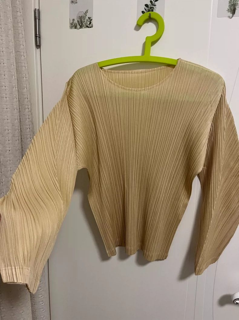 Issey Miyake Issey Miyake size:3 Yellow pleated long-sleeved shirt Size L / US 10 / IT 46 - 1 Thumbnail