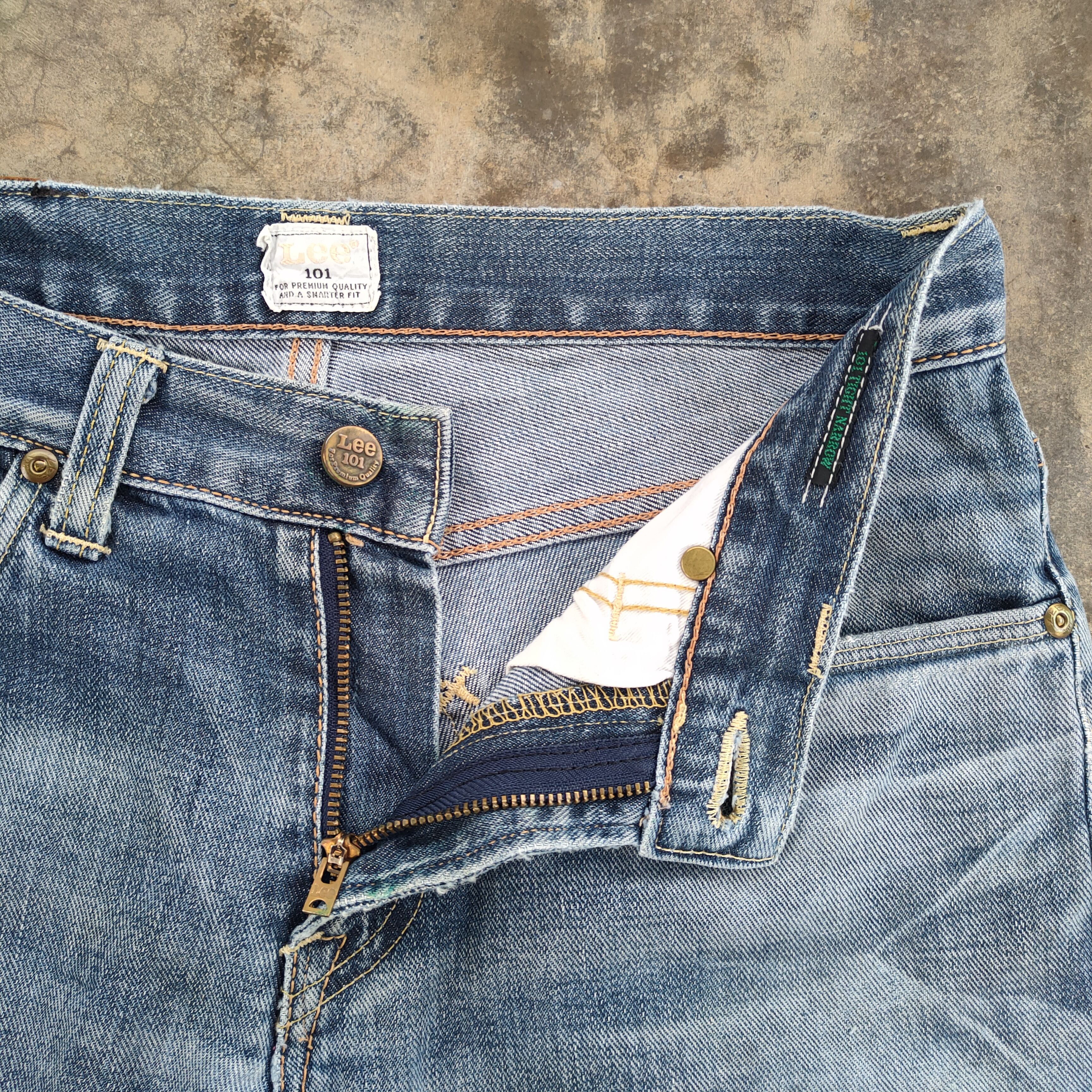 Lee VINTAGE LEE 101 FADED DISTRESSED JEANS DENIM PANTS Size US 29 - 8 Thumbnail