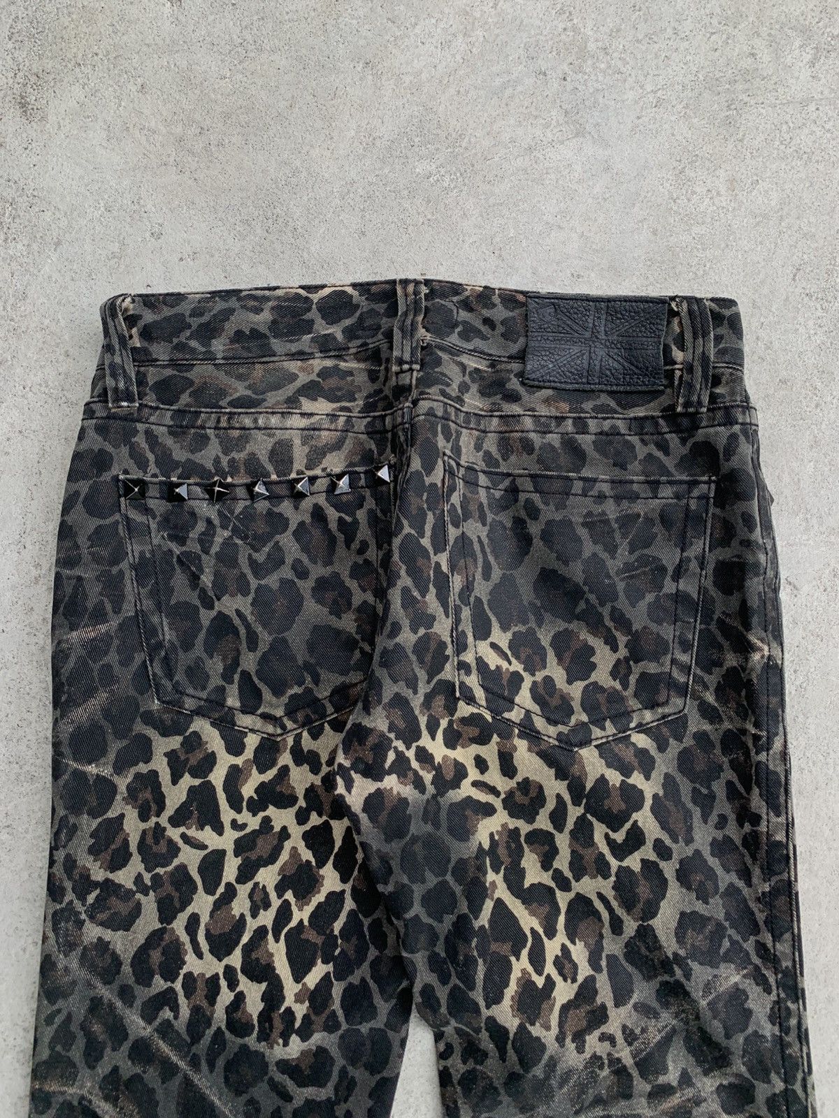 If Six Was Nine Xfrm animal flared denim pants Size US 31 - 5 Thumbnail