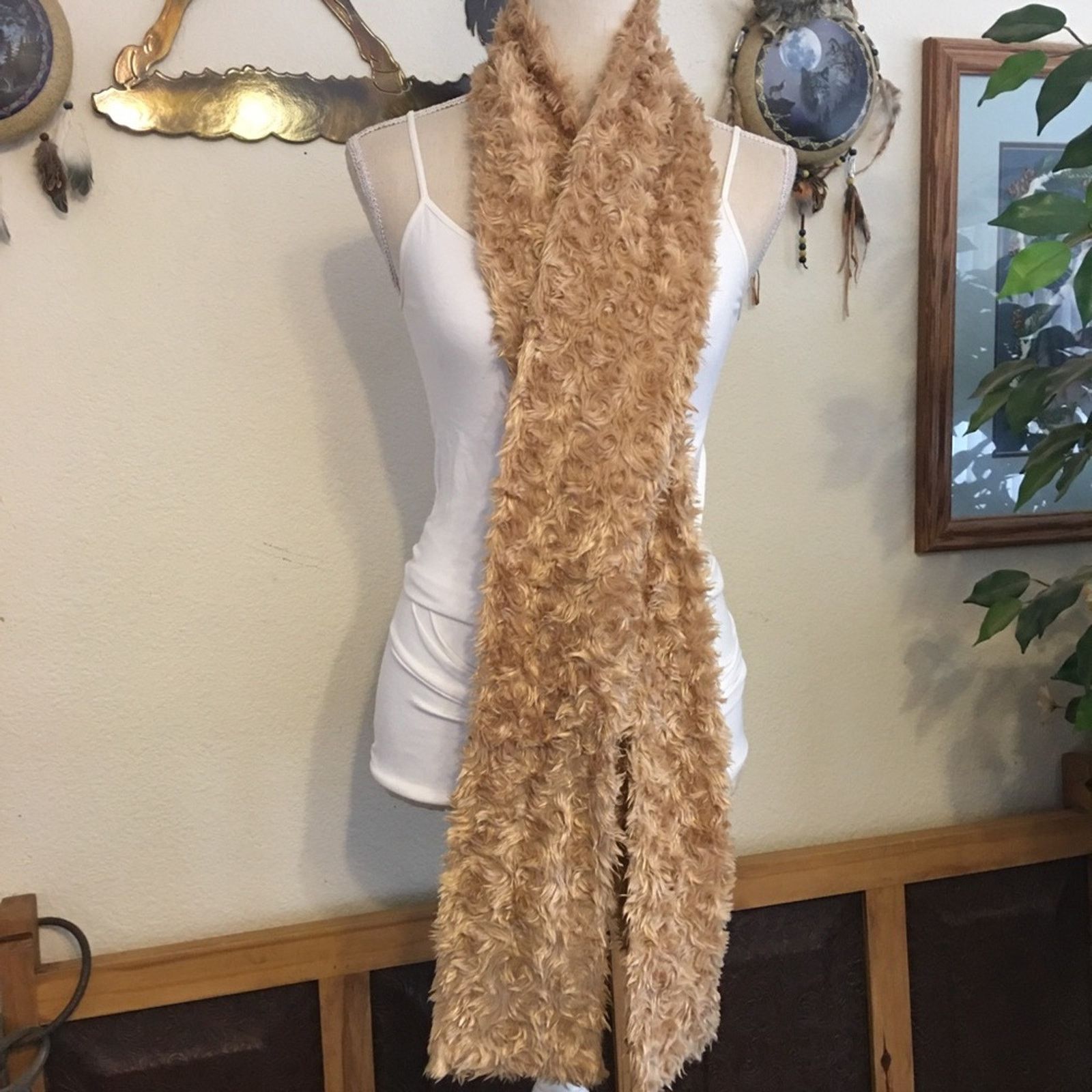 Other Gorgeous golden faux fur scarf wrap 5”x74” Size ONE SIZE - 1 Thumbnail