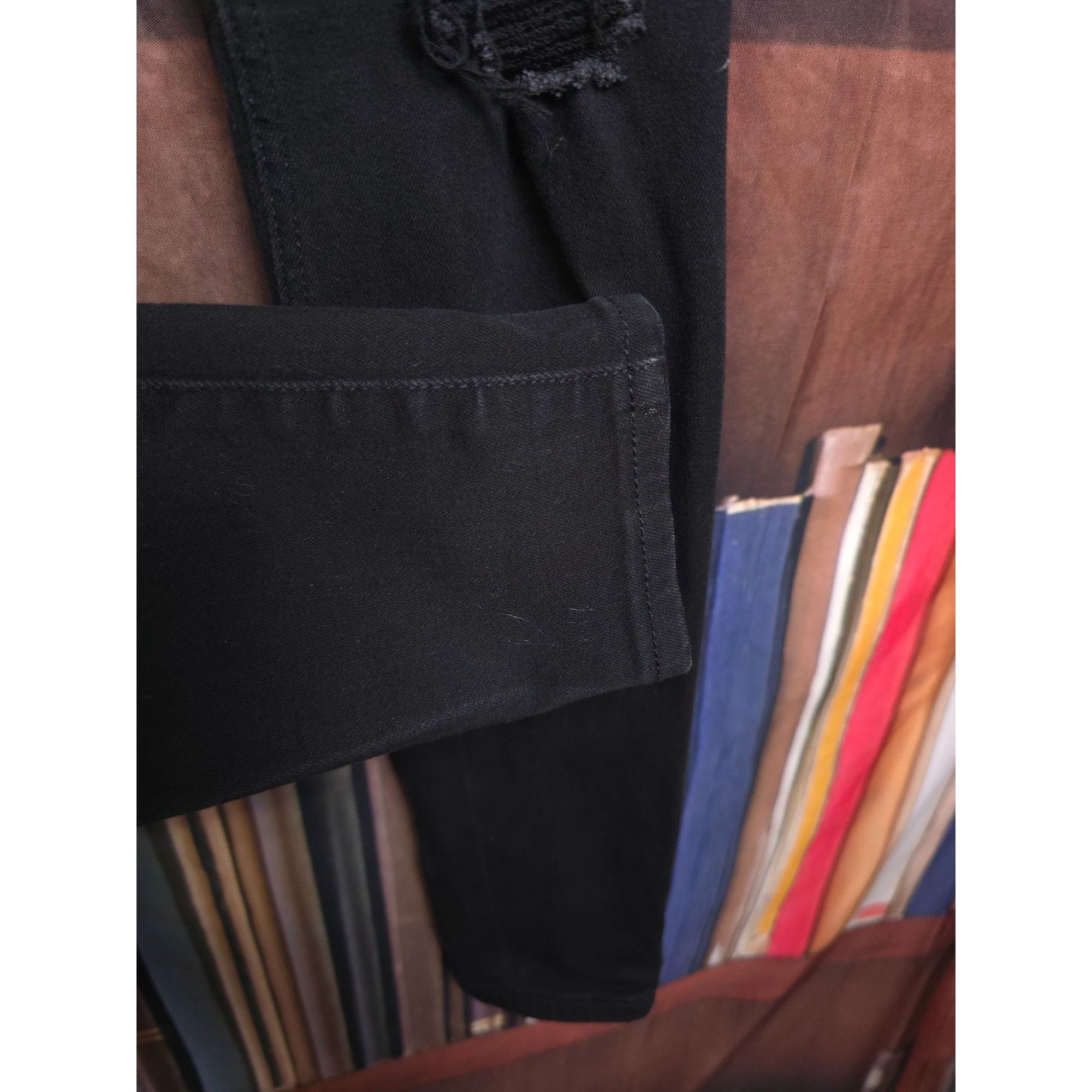 Hollister Hollister Mid-Rise Super Skinny Classic Stretch Black Jeans Size 28" / US 6 / IT 42 - 8 Thumbnail