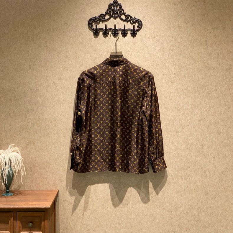 Louis Vuitton Louis Vuitton Brown Mulberry Silk Old Pattern Full Print S Size S / US 4 / IT 40 - 2 Thumbnail