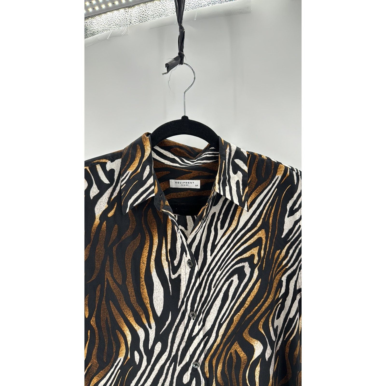 Equipment EQUIPMENT Reese Clean Zebra Print Silk Shirt Blouse bold Size S / US 4 / IT 40 - 4 Thumbnail
