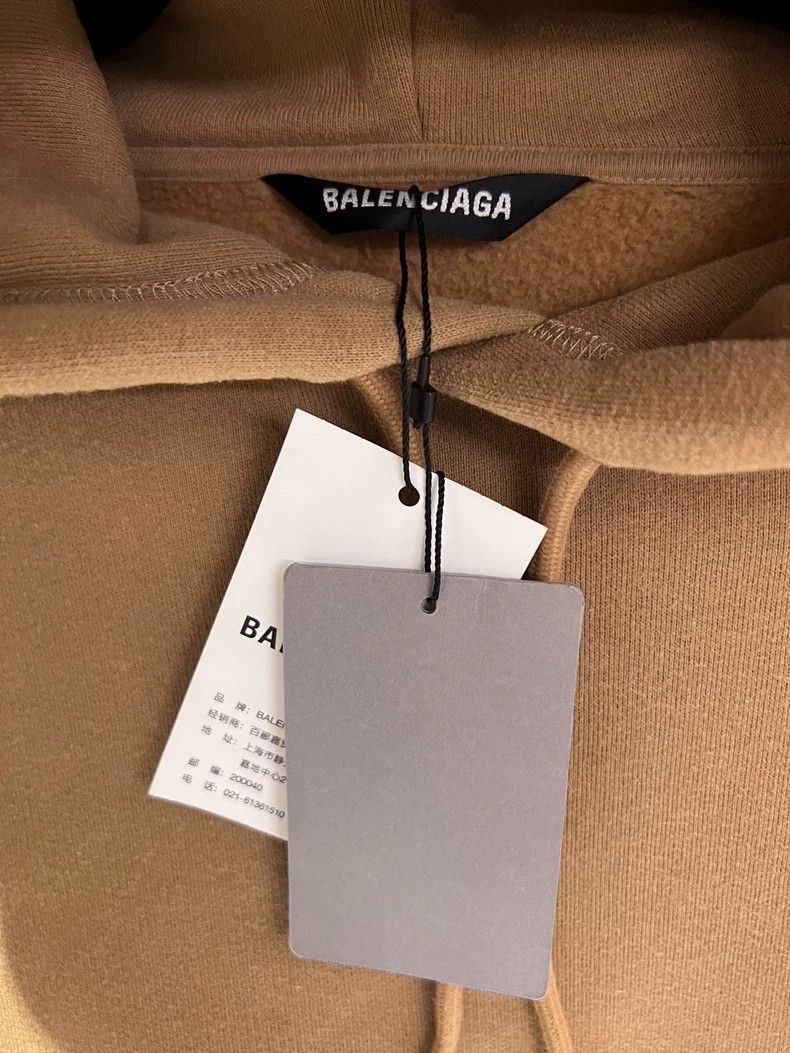 Balenciaga Balenciaga Khaki Embroidered Letter Hoodie Size M New with Size US M / EU 48-50 / 2 - 2 Thumbnail