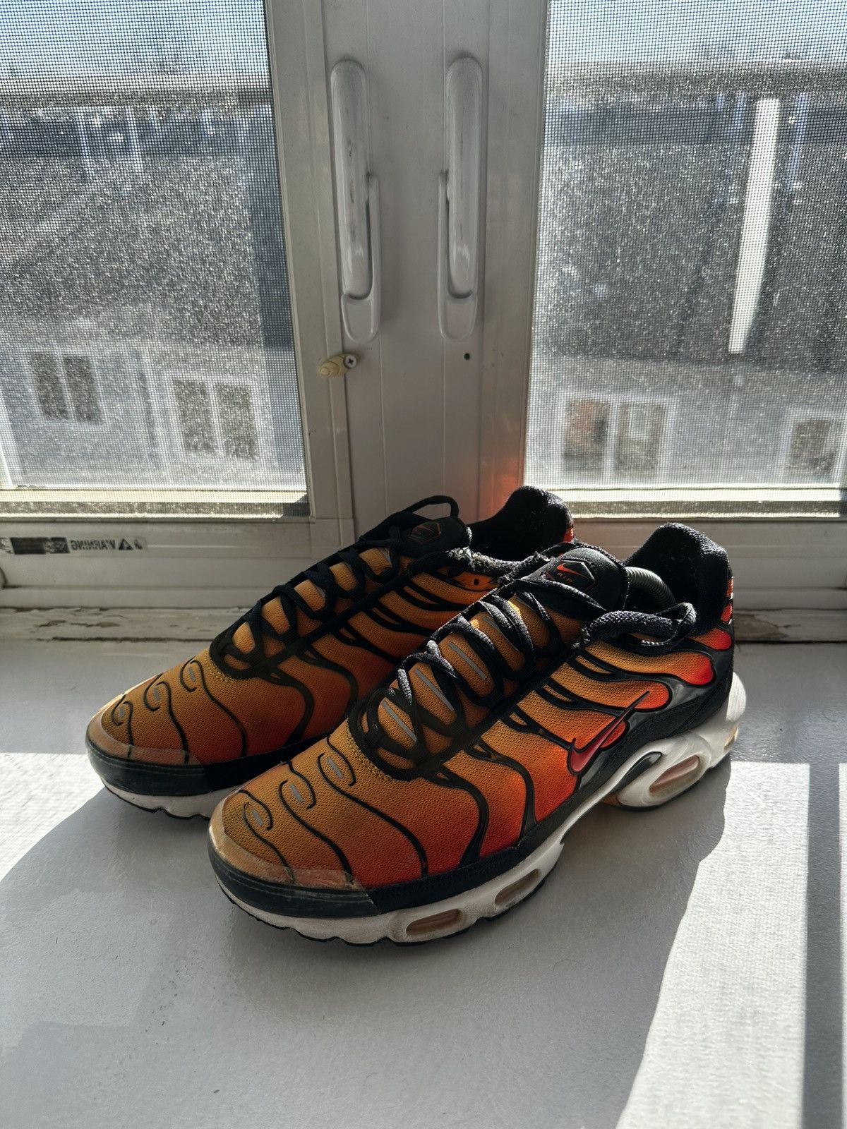 Nike Nike Air Max Plus ‘Sunset’ Size US 9.5 / EU 42-43 - 6 Thumbnail