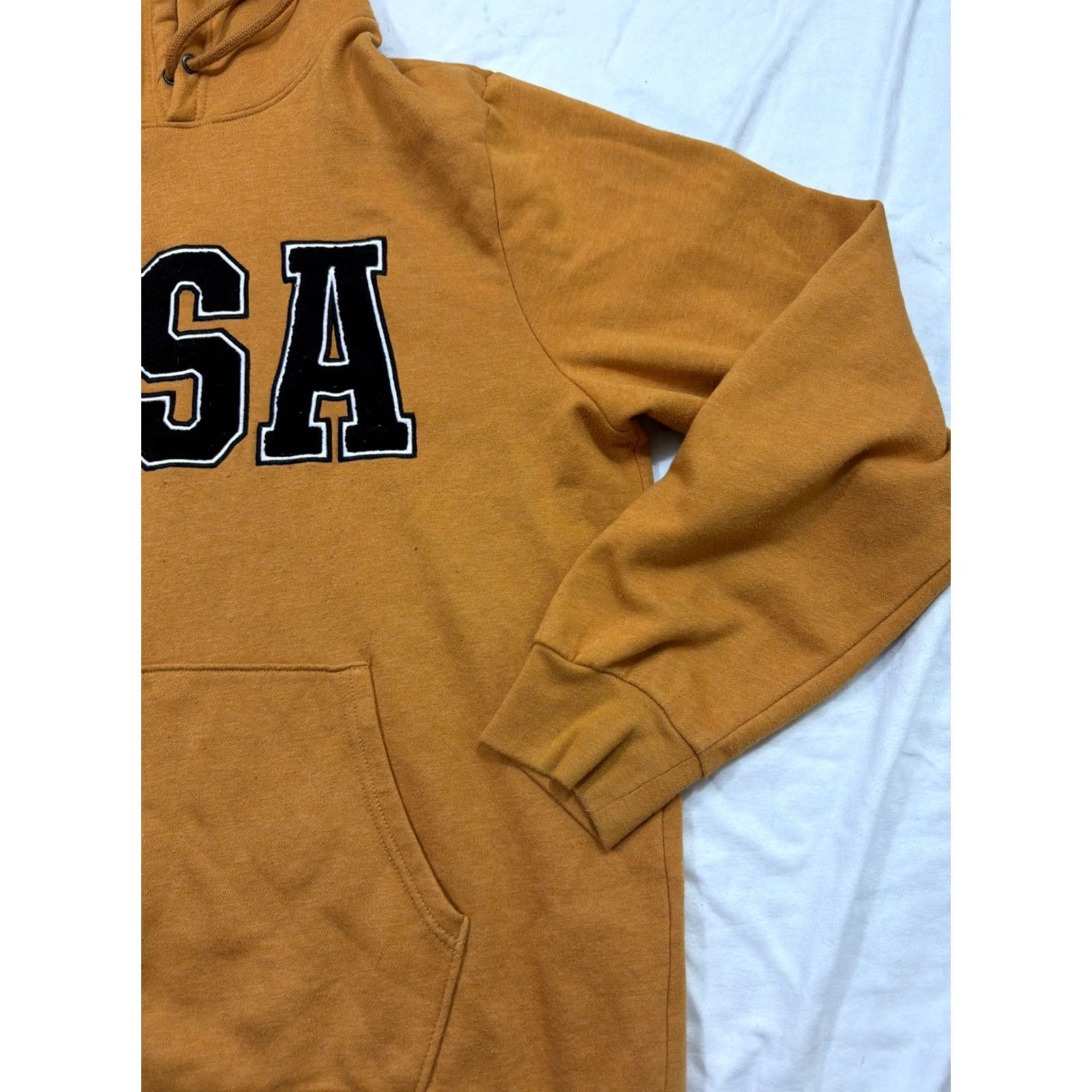 Old Navy VINTAGE Old Navy USA Graphic Hoodie Sweatshirt Mens XL Yellow Mustard Pullover Size US XL / EU 56 / 4 - 4 Thumbnail