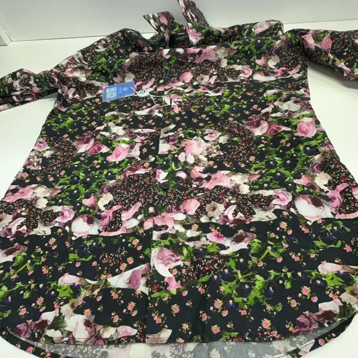 Givenchy Givenchy Givenchy Floral Print Long Sleeve ButtonUp Shirt Size US M / EU 48-50 / 2 - 4 Thumbnail