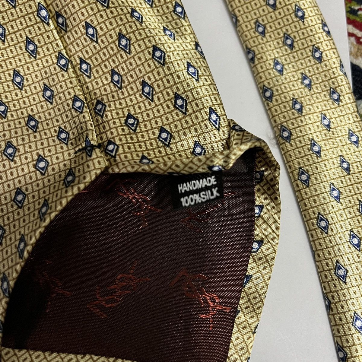 Yves Saint Laurent Vintage Yves Saint Laurent Diamond Pattern Silk Tie Size ONE SIZE - 5 Thumbnail